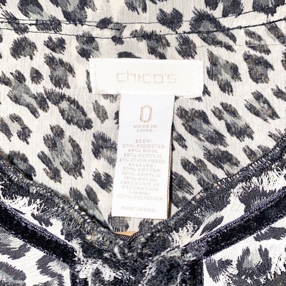 Chico’s Animal Print Hook Closure Blazer - Picture 8 of 11